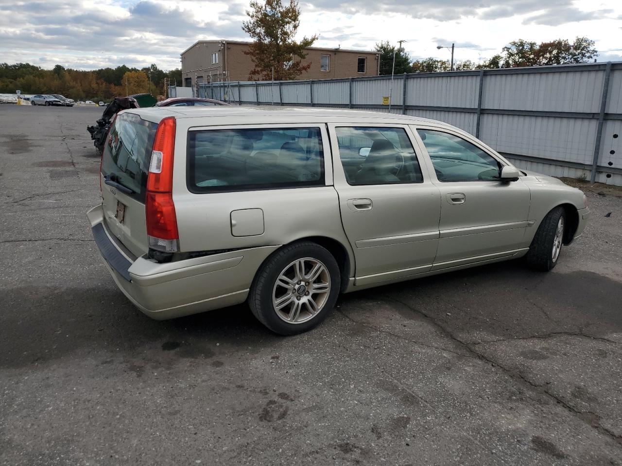 2006 Volvo V70 - Фото 3