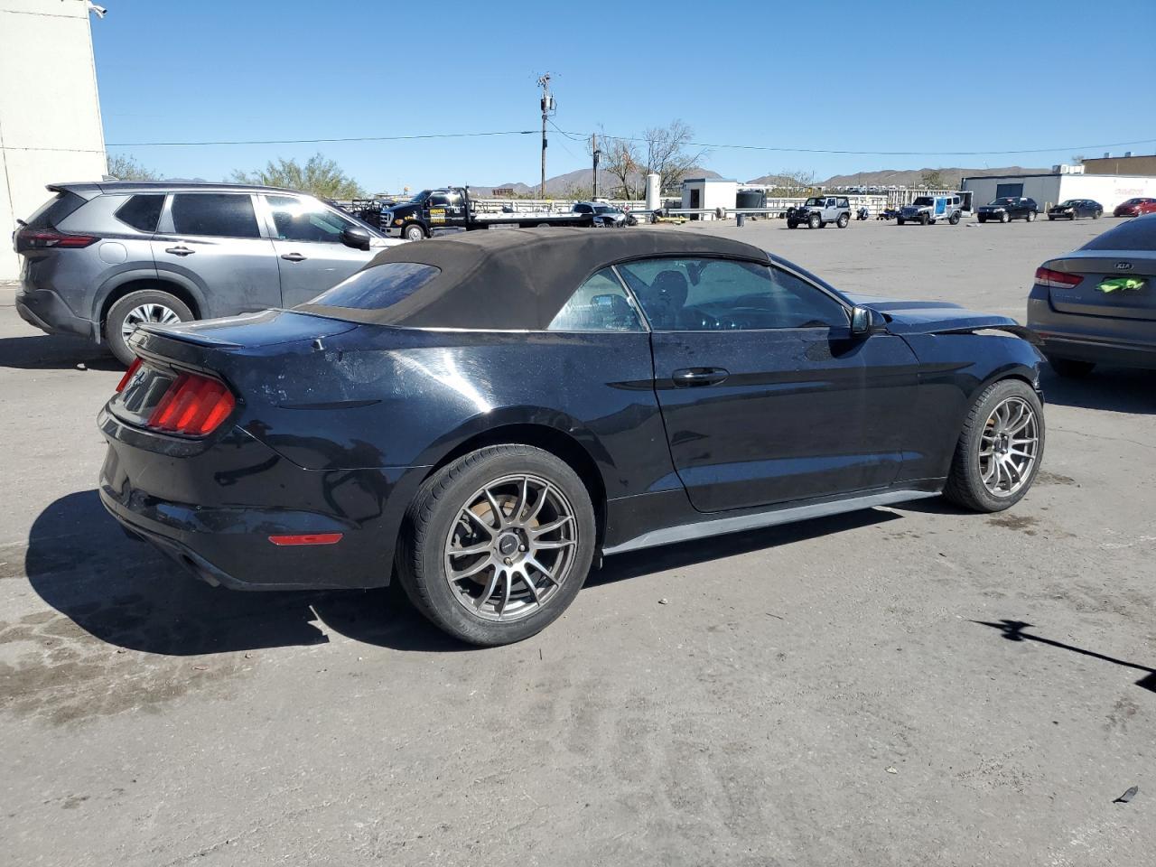2015 Ford Mustang - Фото 3