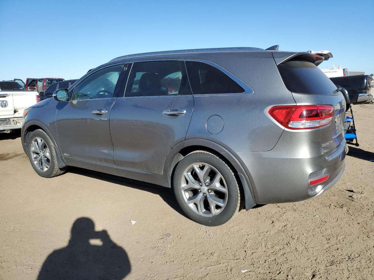 2016 Kia Sorento Sx - Image 2