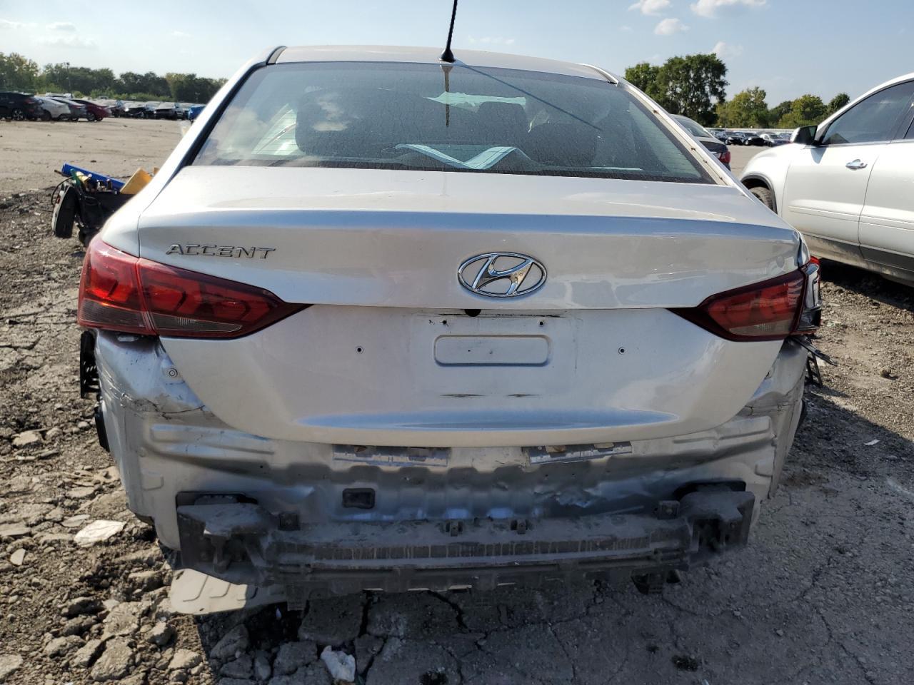 2021 Hyundai Accent Se - Фото 6