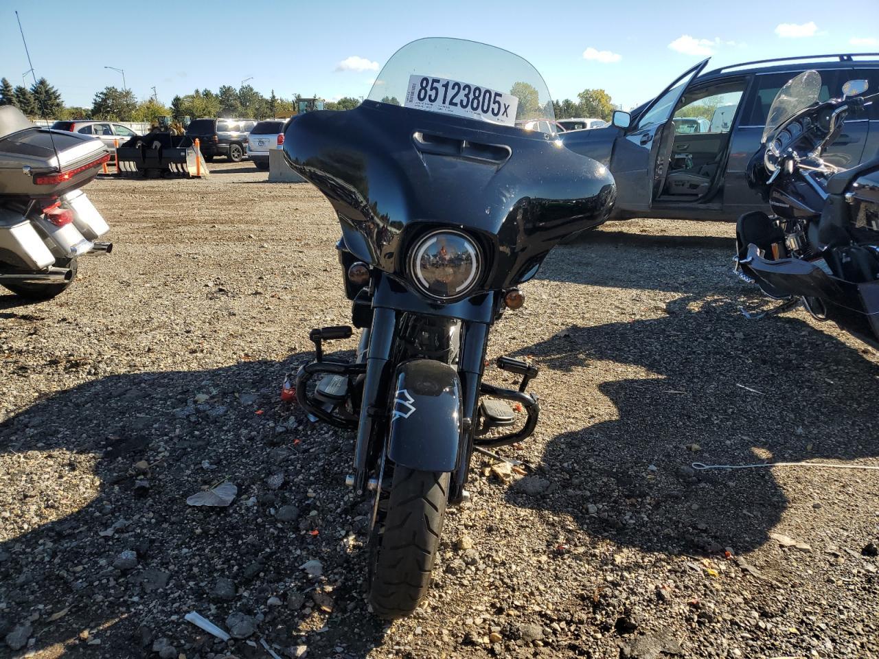 2021 Harley-Davidson Flhx - Image 2