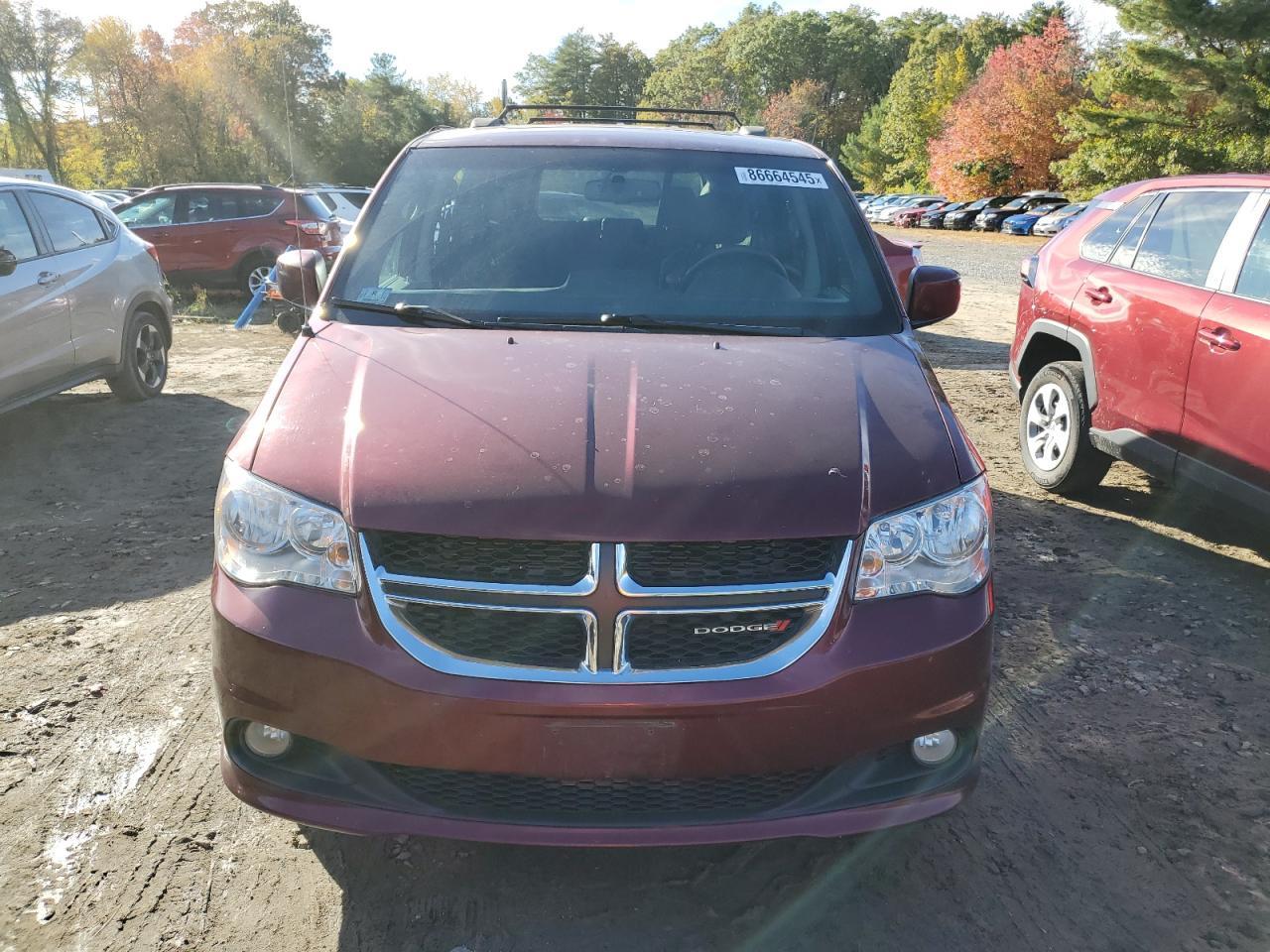 2017 Dodge Grand Caravan Sxt - Image 5