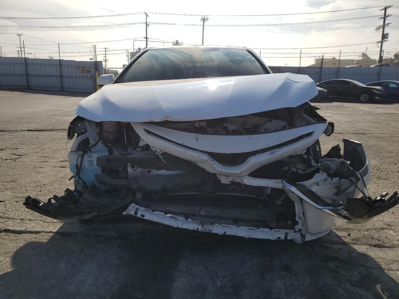 2019 Toyota Camry L - Фото 5