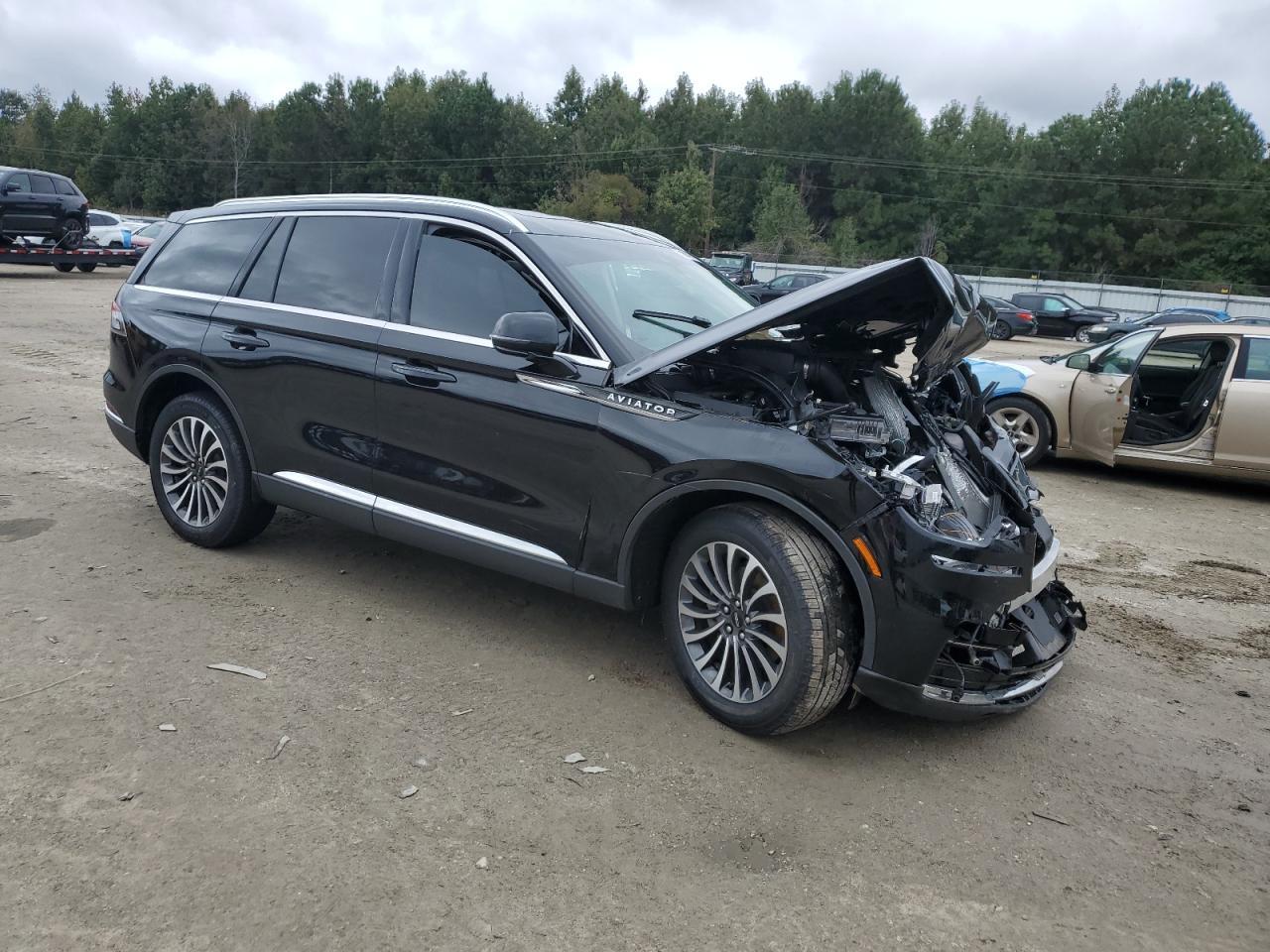 2024 Lincoln Aviator - Image 4