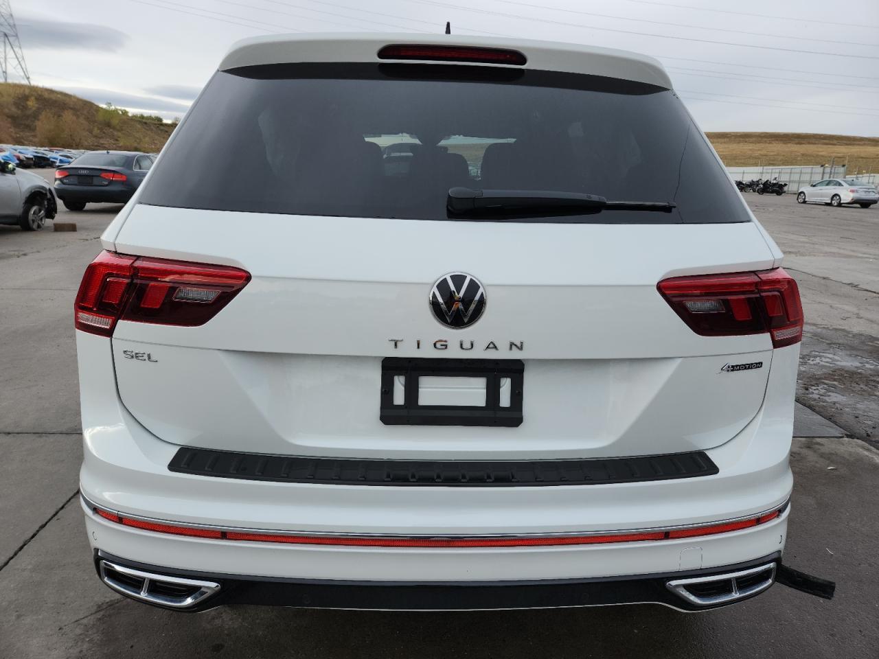 2024 Volkswagen Tiguan Sel R-Line Black - Image 6