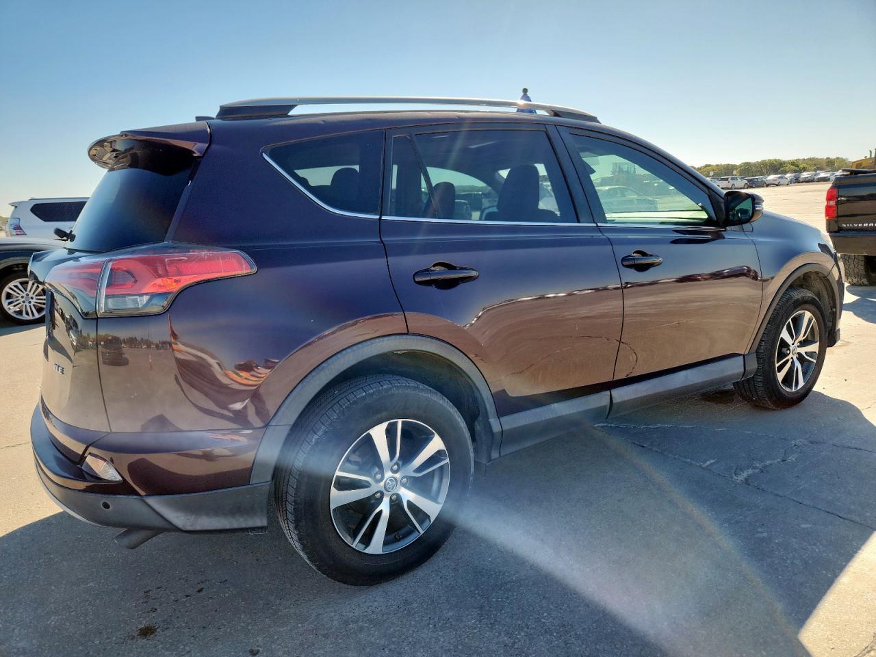 2018 Toyota Rav4 Adventure - Фото 3
