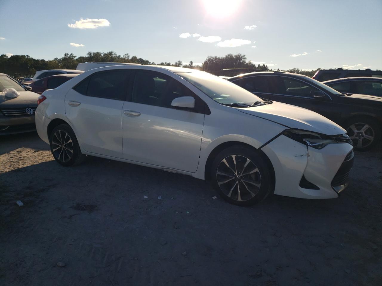 2017 Toyota Corolla L - Фото 4