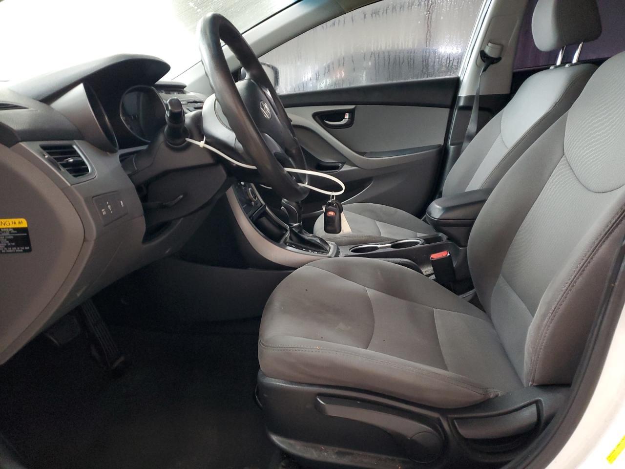 2014 Hyundai Elantra Se - Фото 7