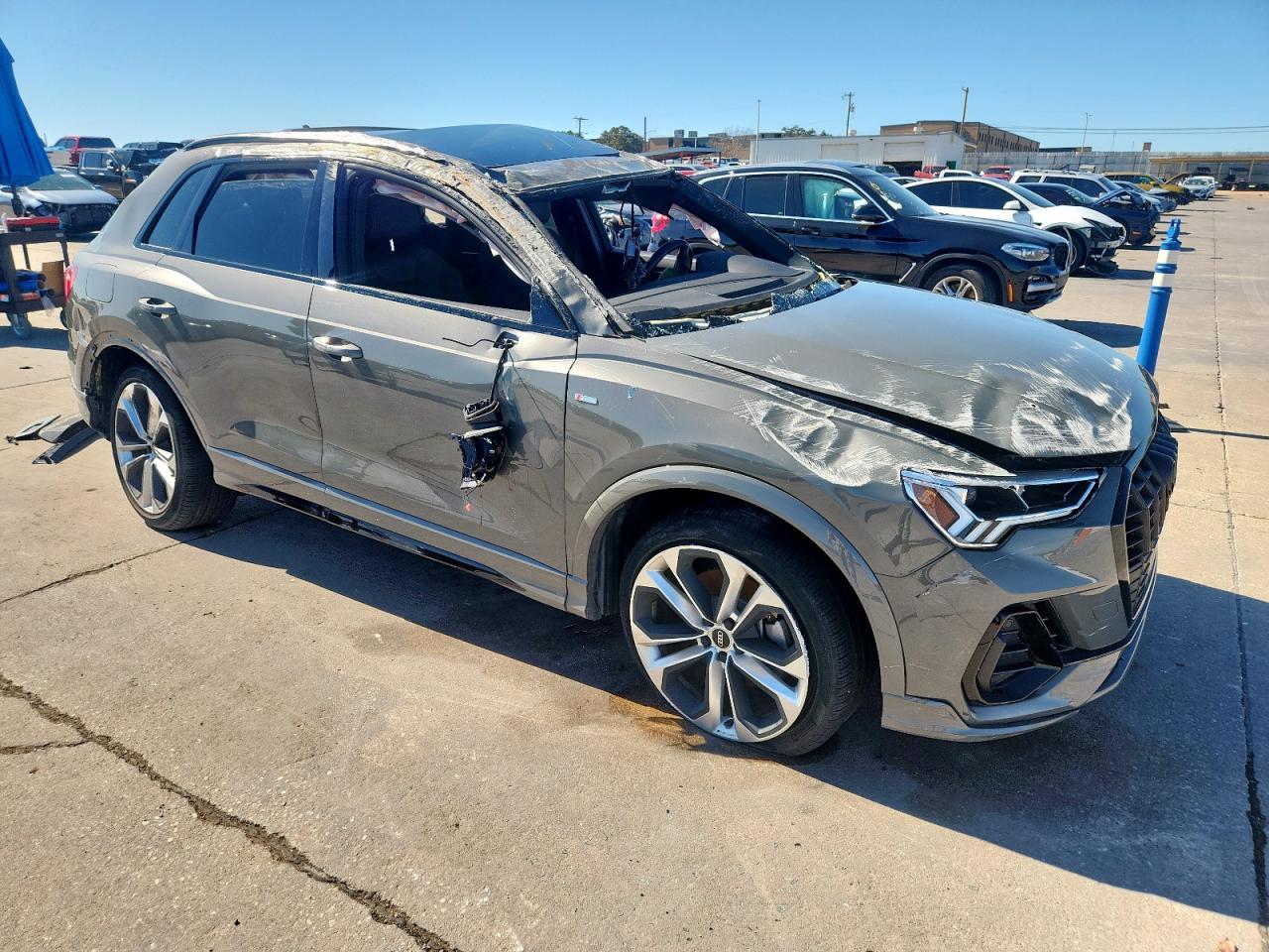 2022 Audi Q3 Premium Plus S Line 45 - Фото 4