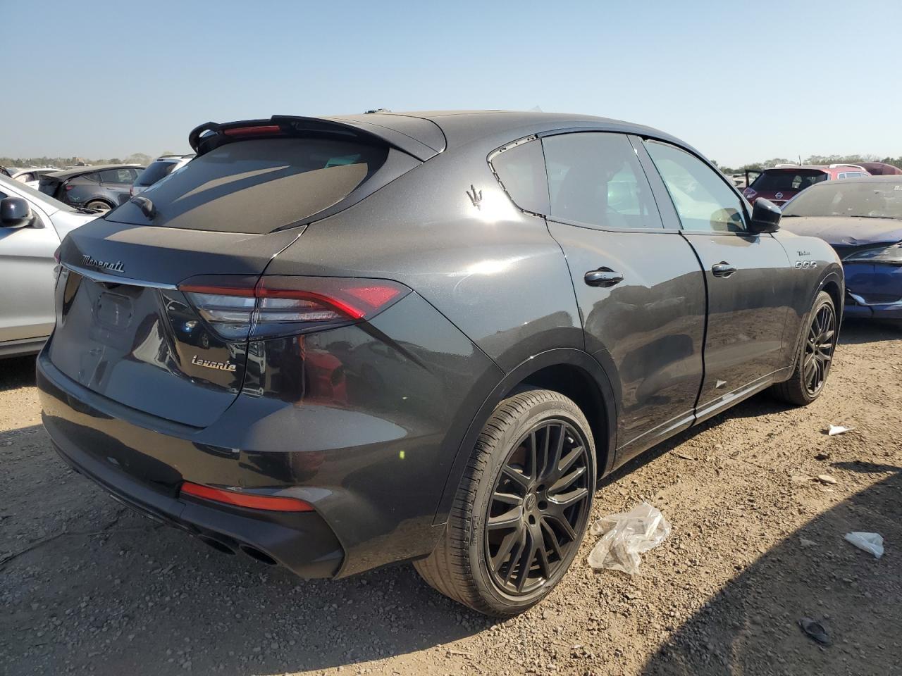 2022 Maserati Levante Modena - Фото 3