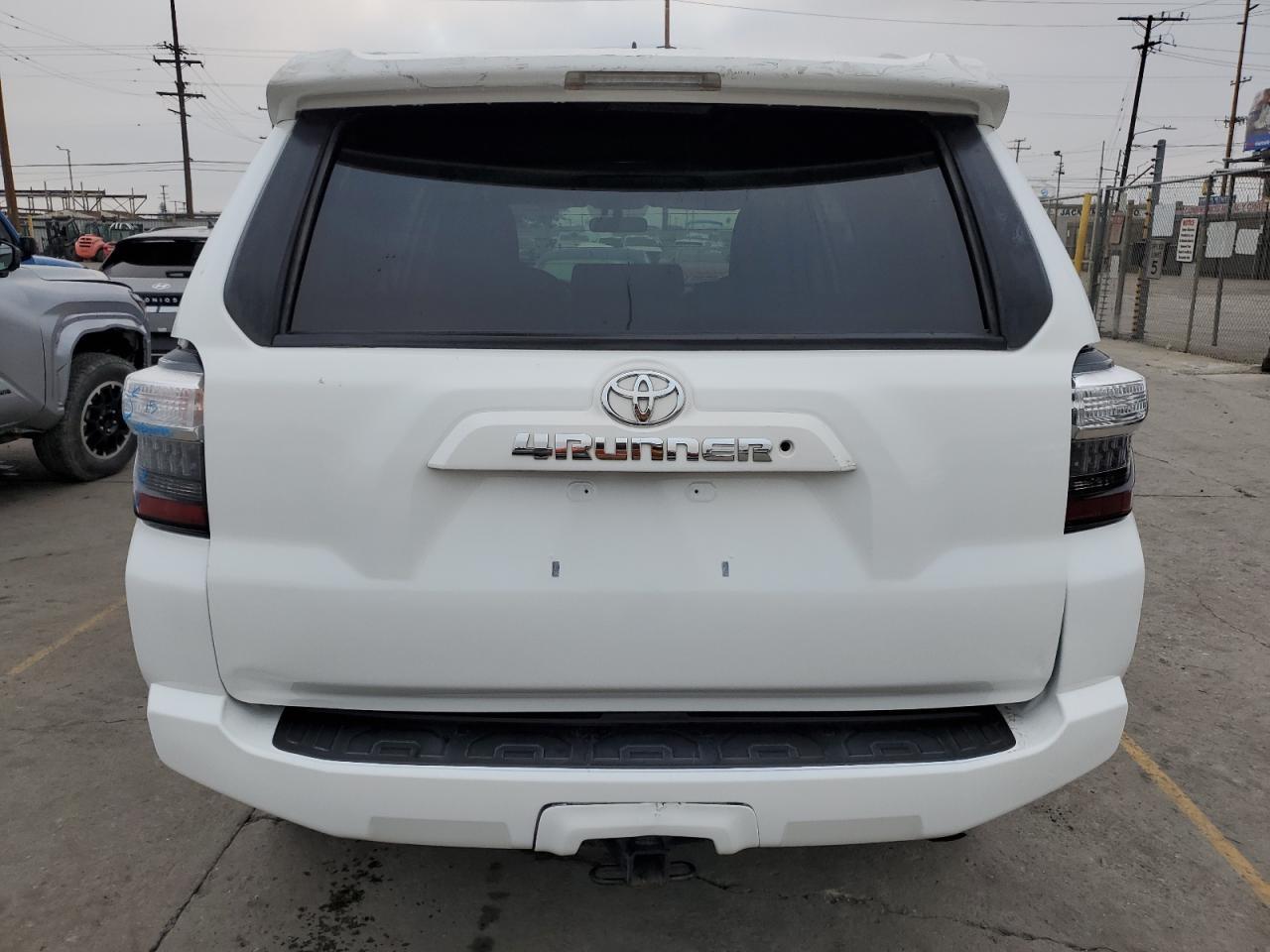 2018 Toyota 4Runner Sr5 - Фото 6