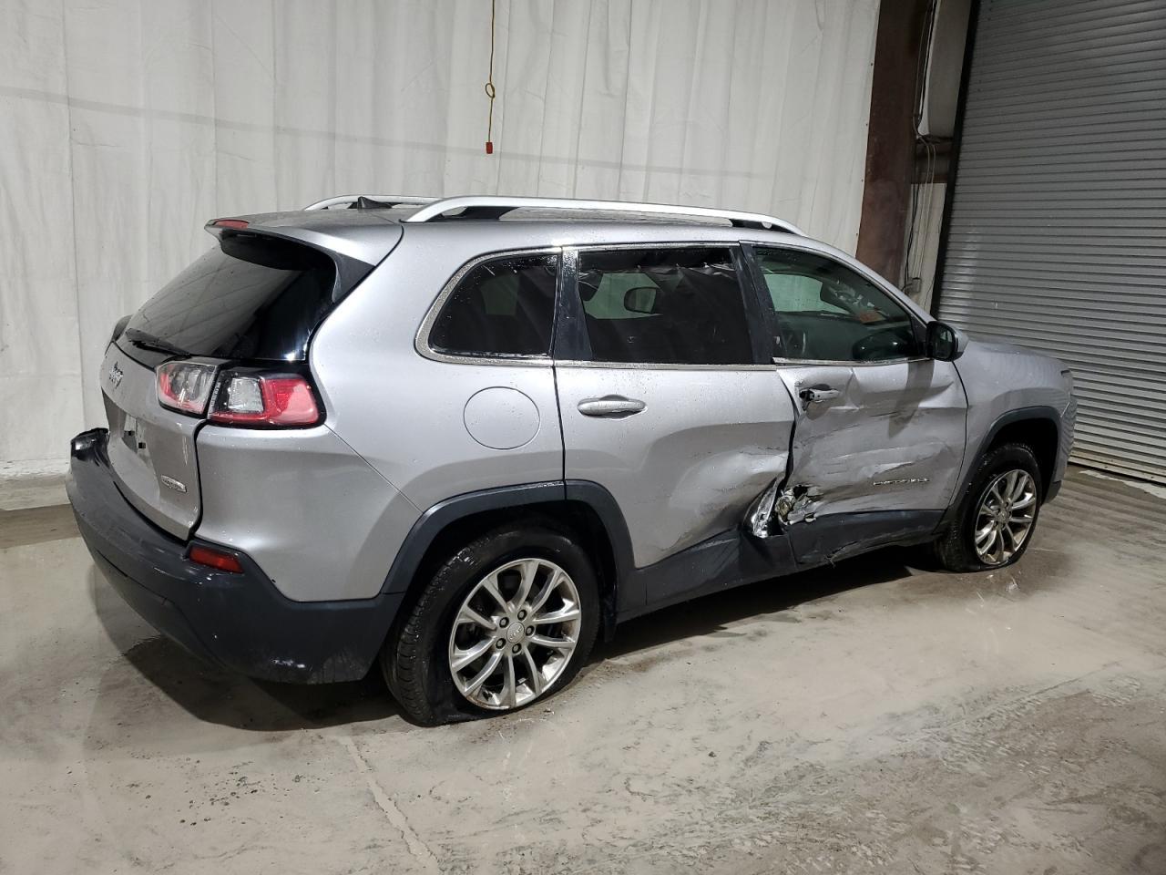 2019 Jeep Cherokee Latitude Plus - Фото 3