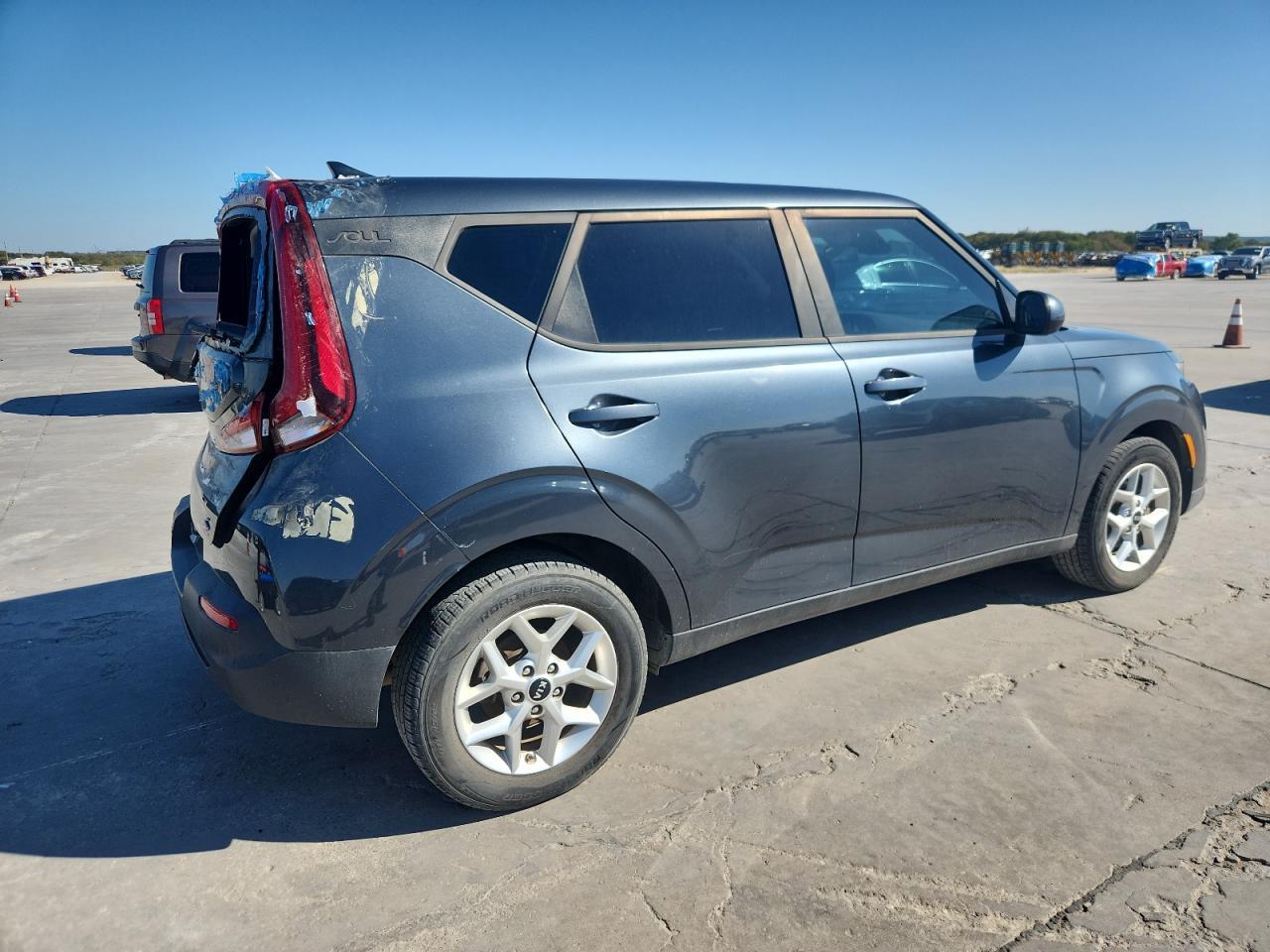 2020 Kia Soul Lx - Фото 3