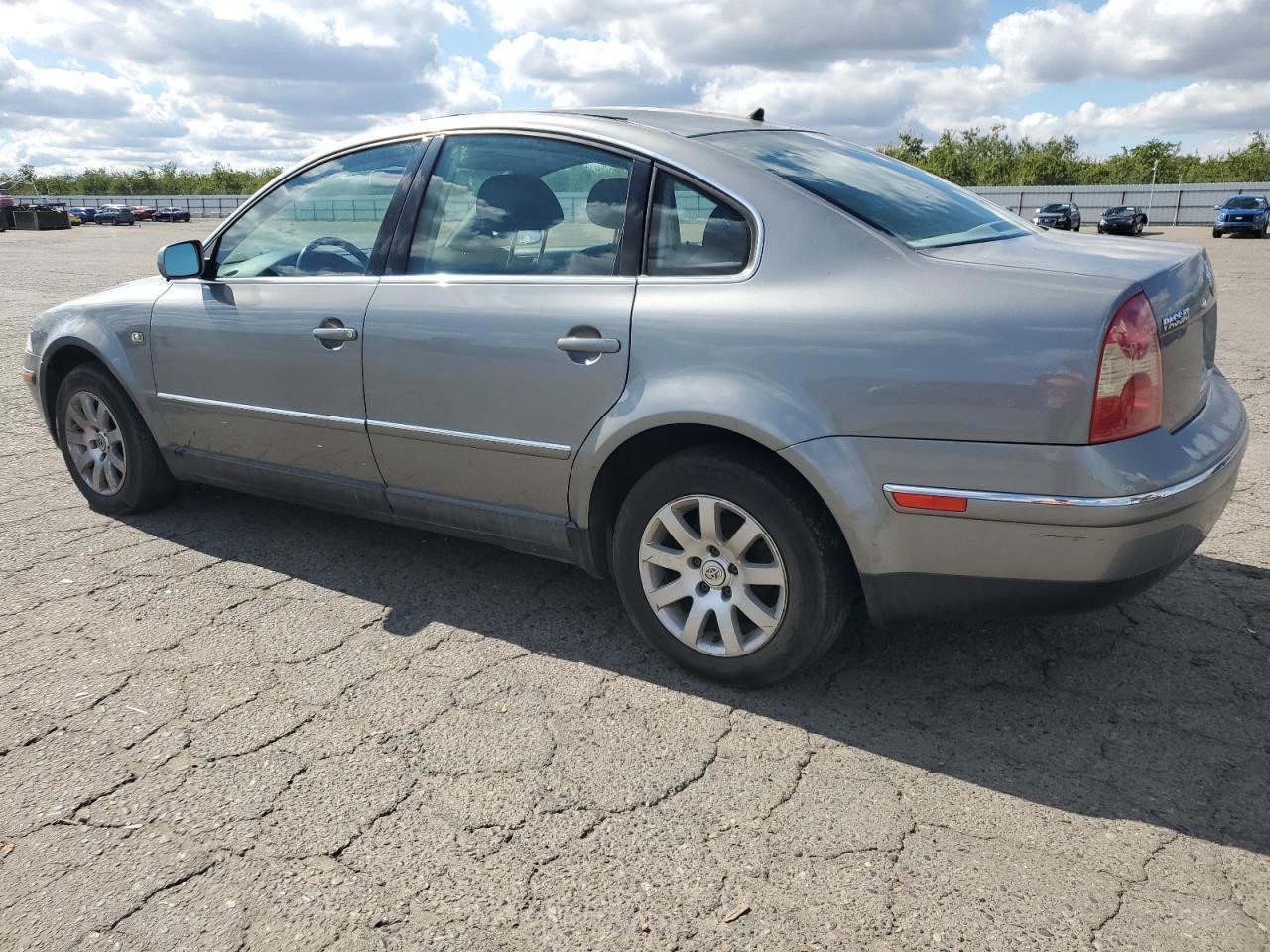 2003 Volkswagen Passat Gls - Фото 2