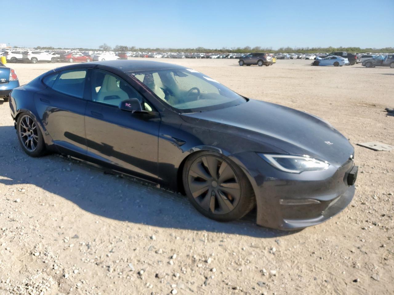 2025 Tesla Model S - Image 4