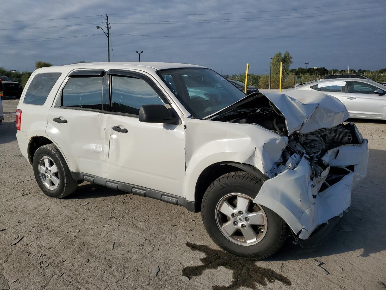 2012 Ford Escape Xls - Фото 4