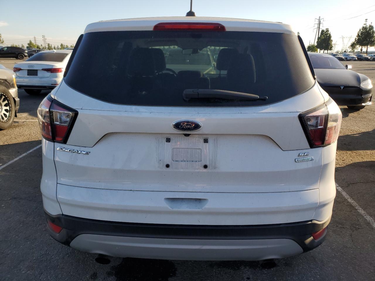 2017 Ford Escape Se - Image 6