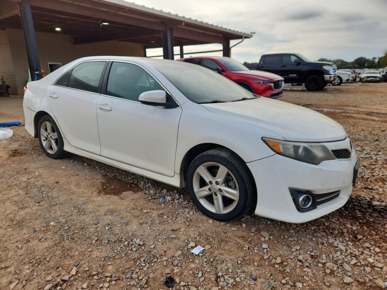 2013 Toyota Camry L - Фото 4