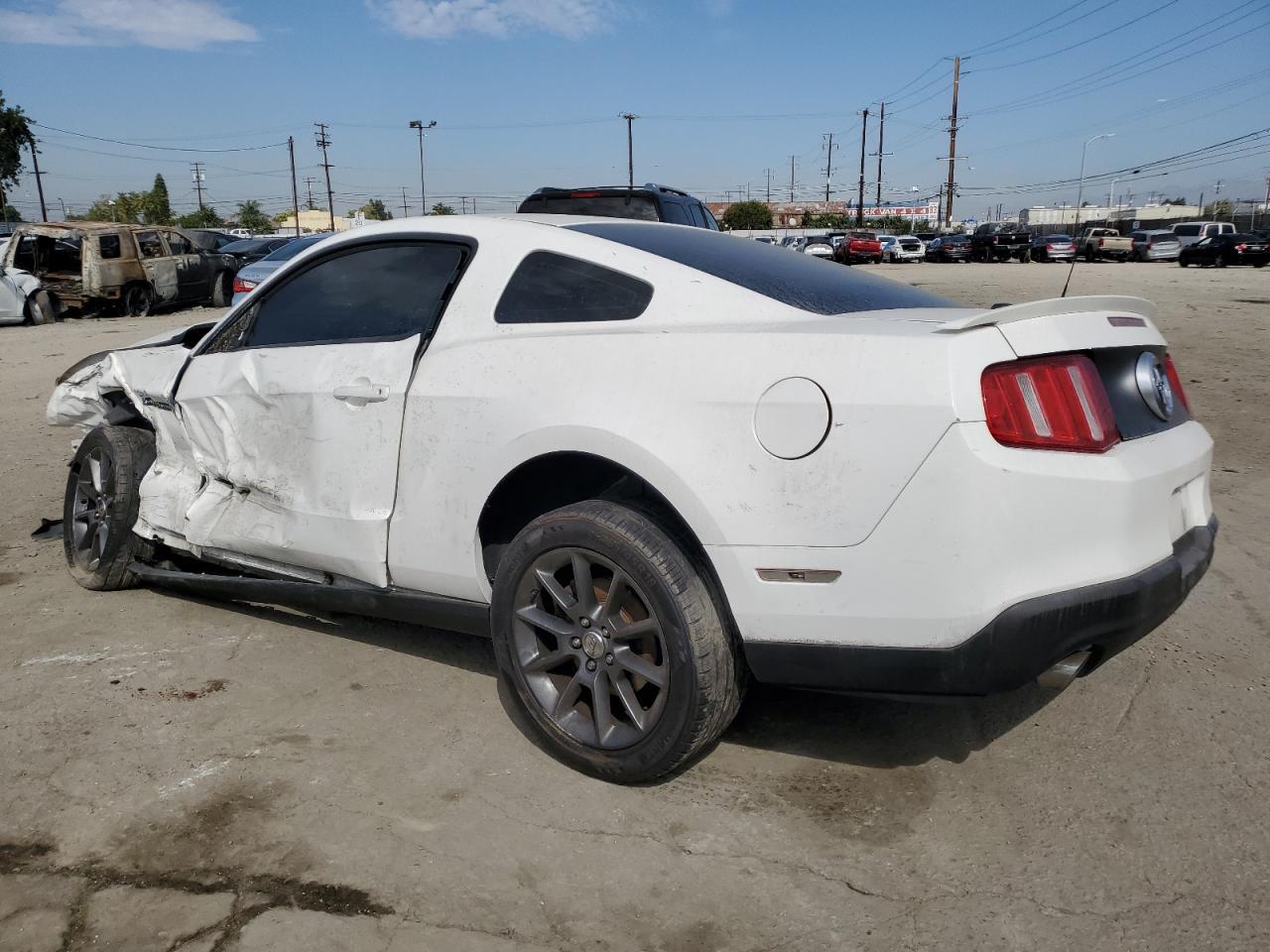 2012 Ford Mustang - Фото 2