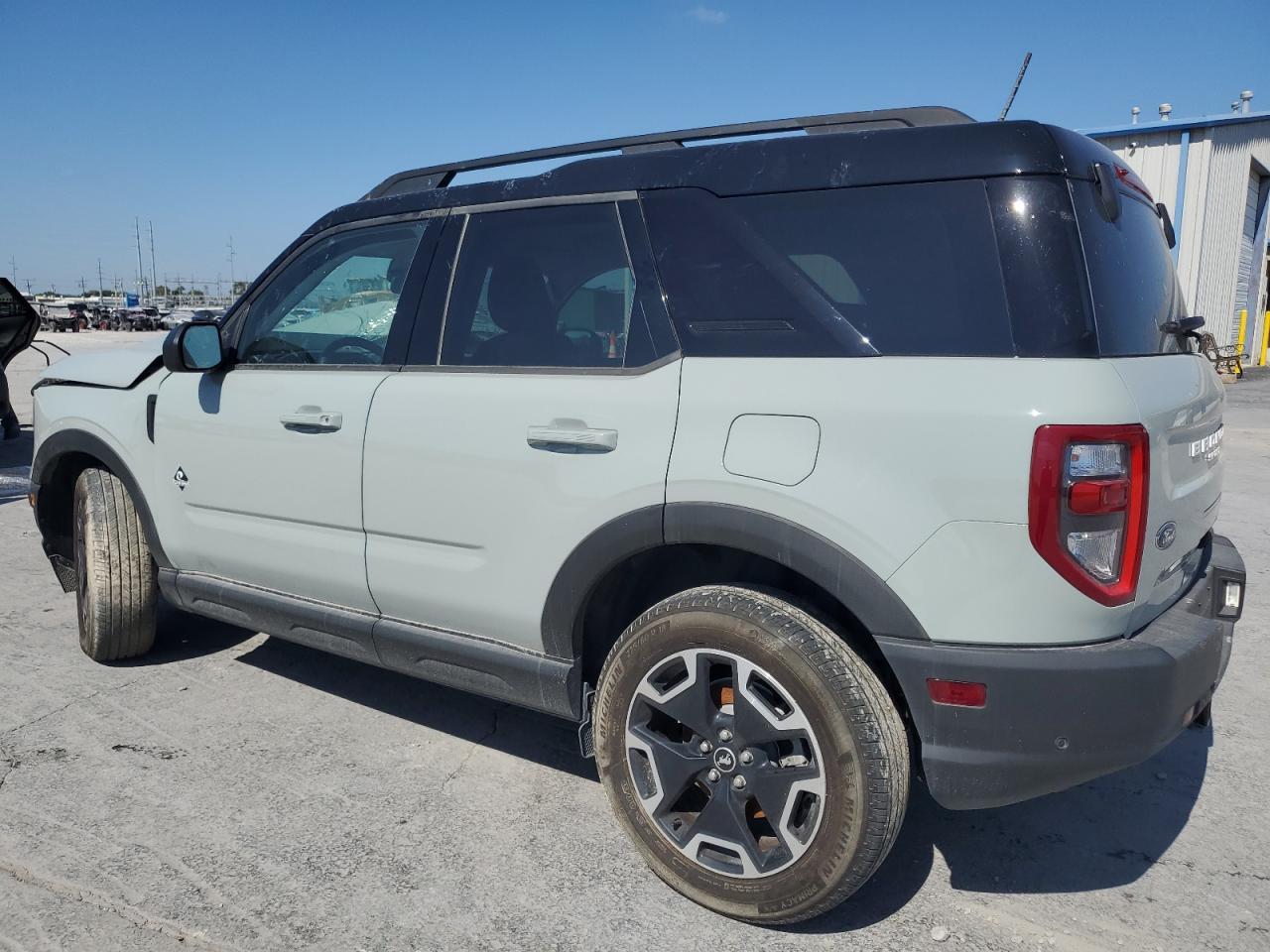 2021 Ford Bronco Sport Outer Banks - Image 2