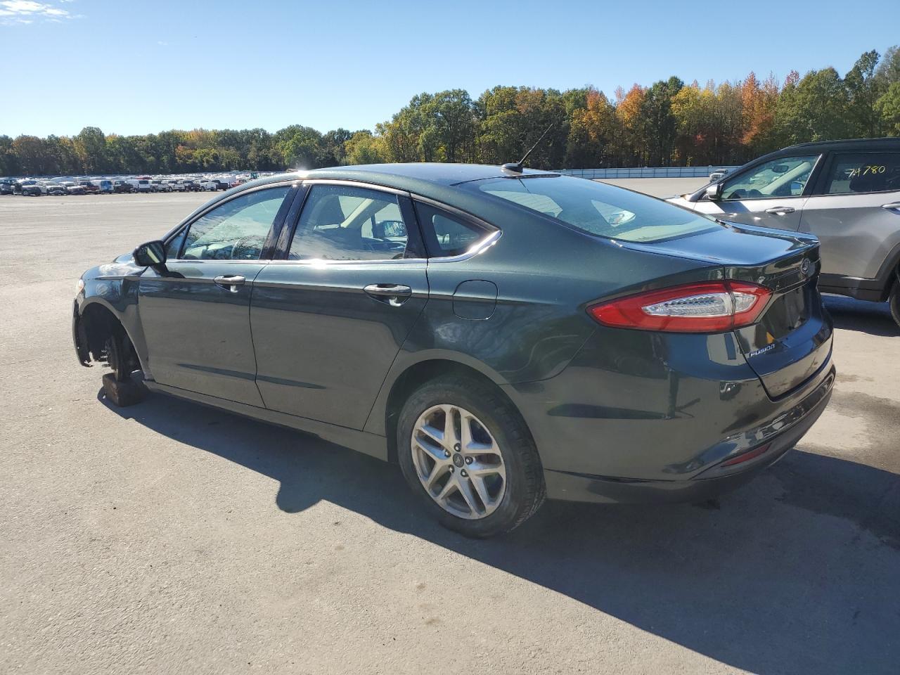 2015 Ford Fusion Se - Фото 2