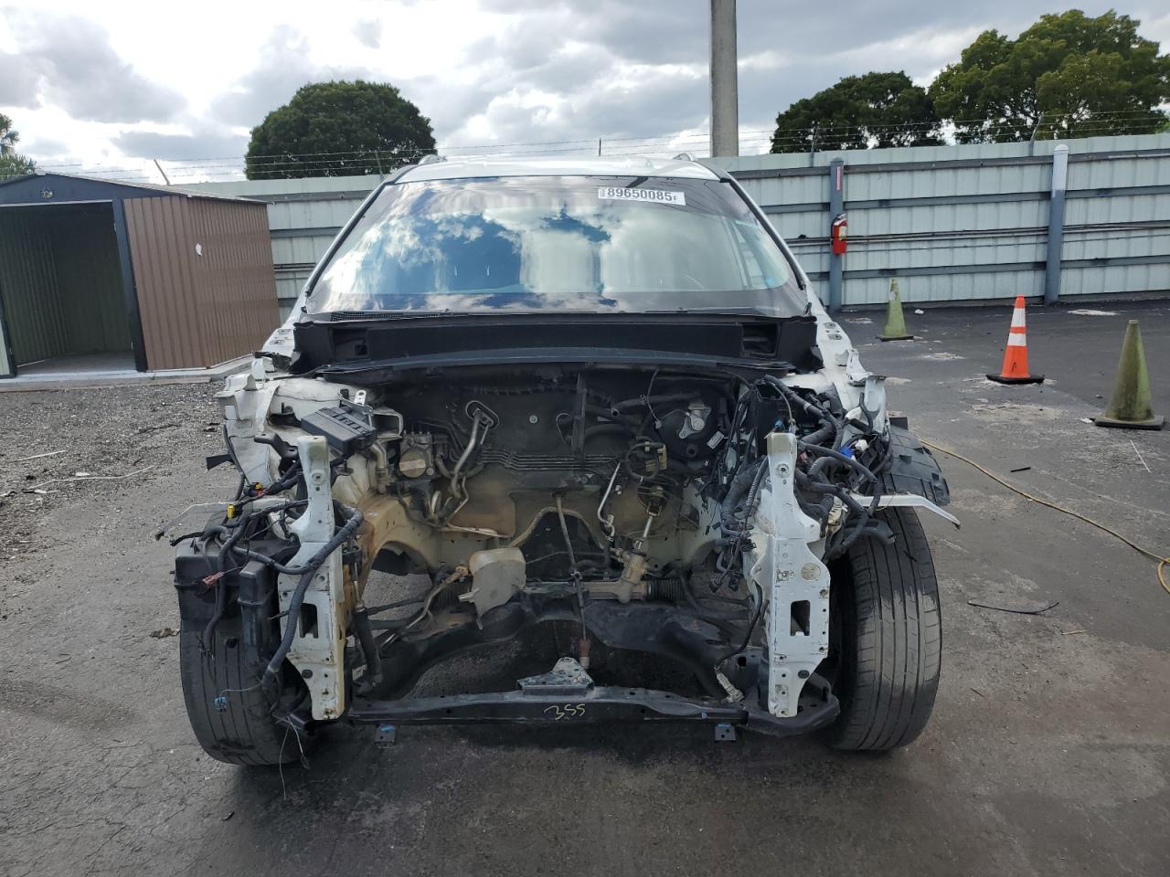 2016 Nissan Pathfinder S - Image 5