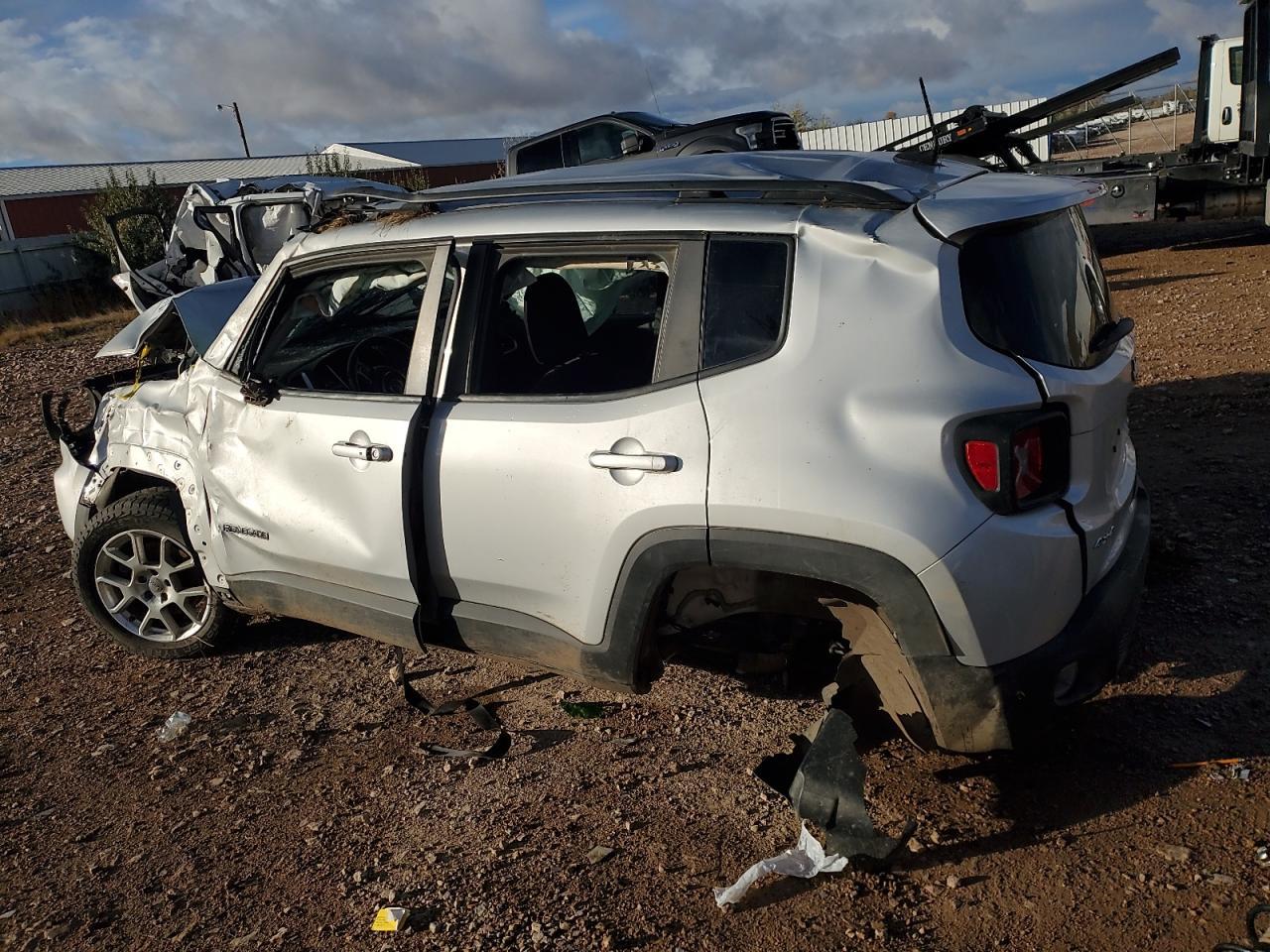 2021 Jeep Renegade Latitude - Фото 2