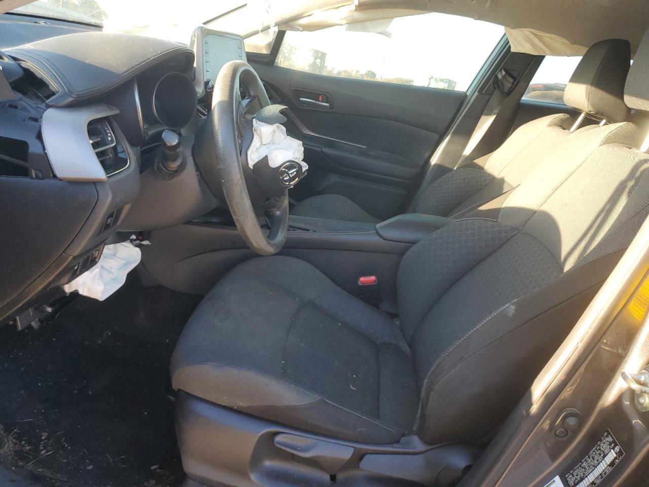 2020 Toyota C-Hr Xle - Фото 7