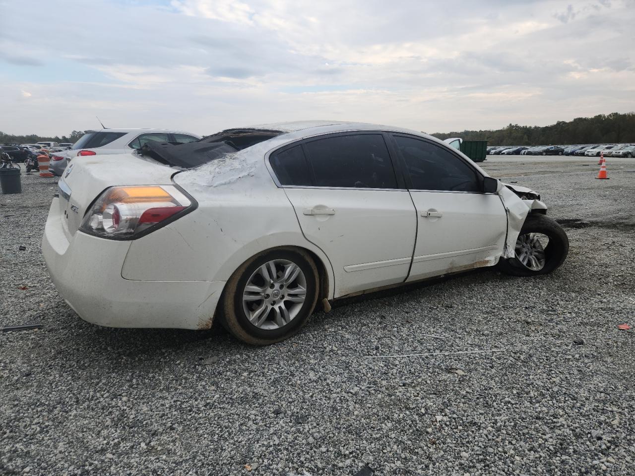 2010 Nissan Altima Base - Image 3