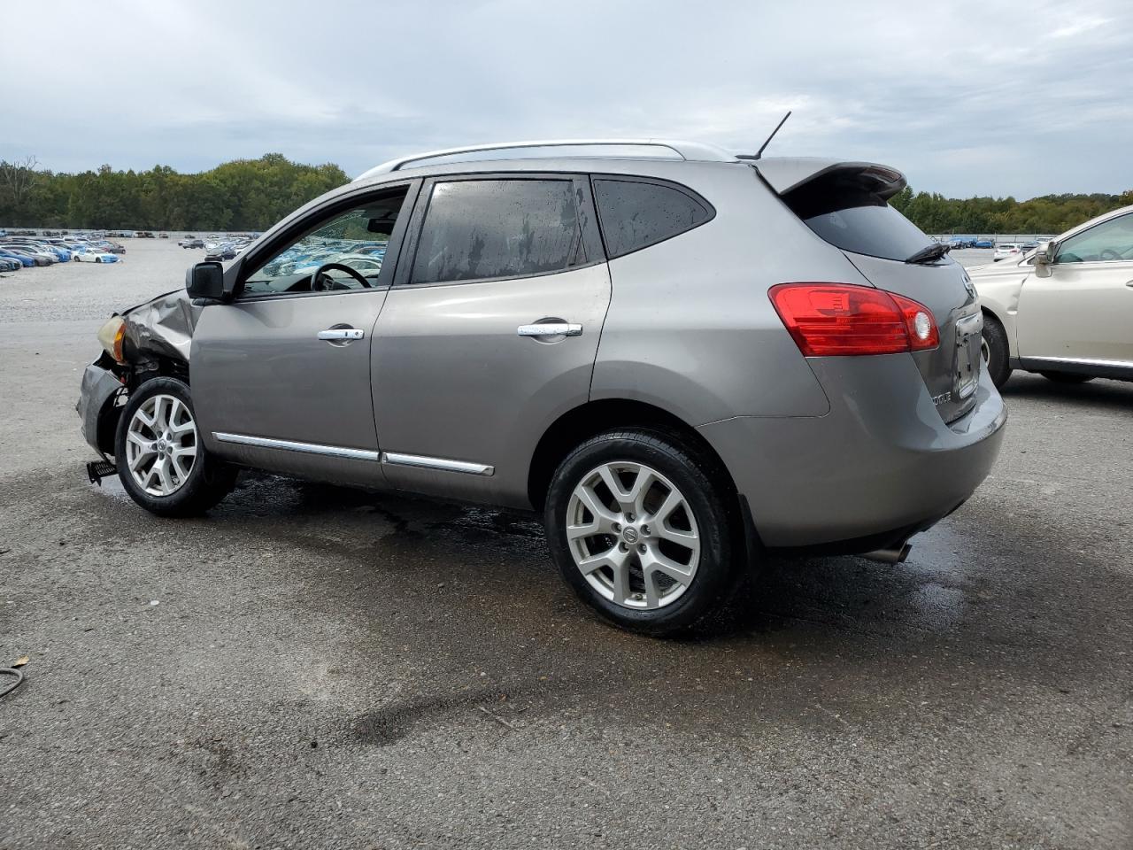 2013 Nissan Rogue S - Фото 2