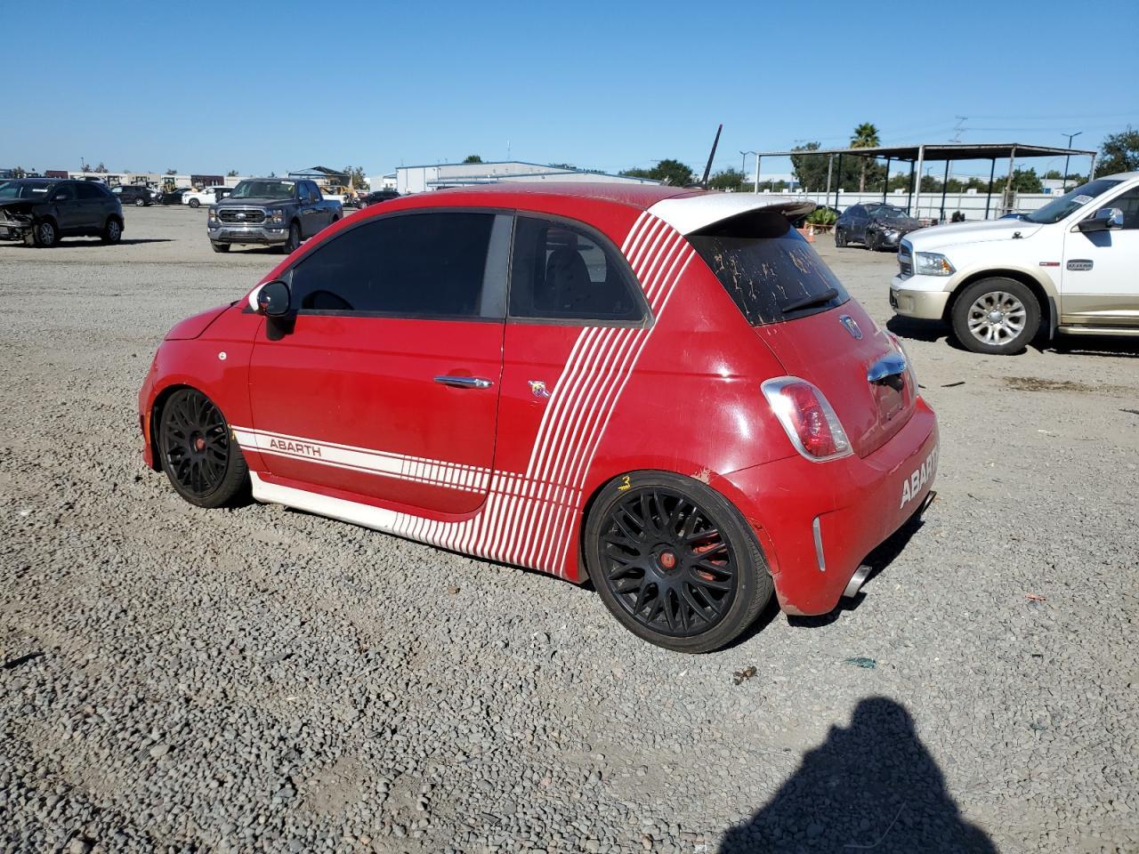 2013 Fiat 500 Abarth - Фото 2