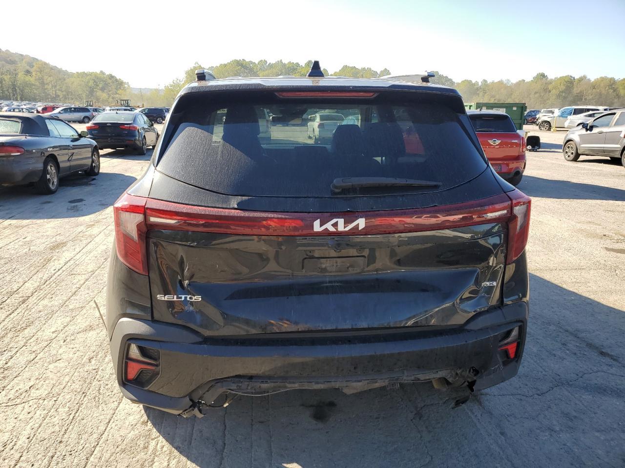 2024 Kia Seltos S - Image 6