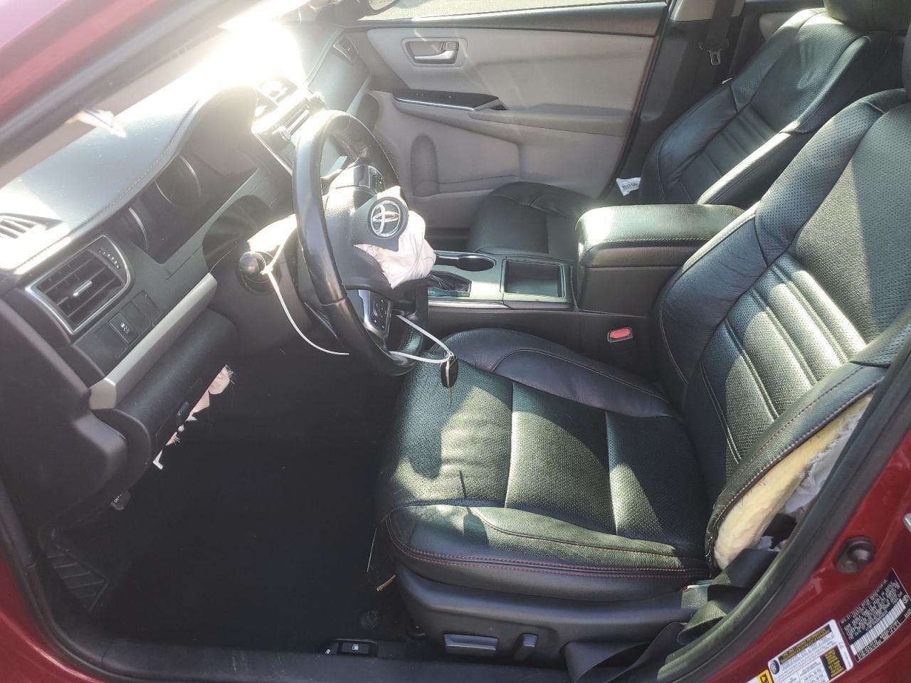 2016 Toyota Camry Le - Фото 7