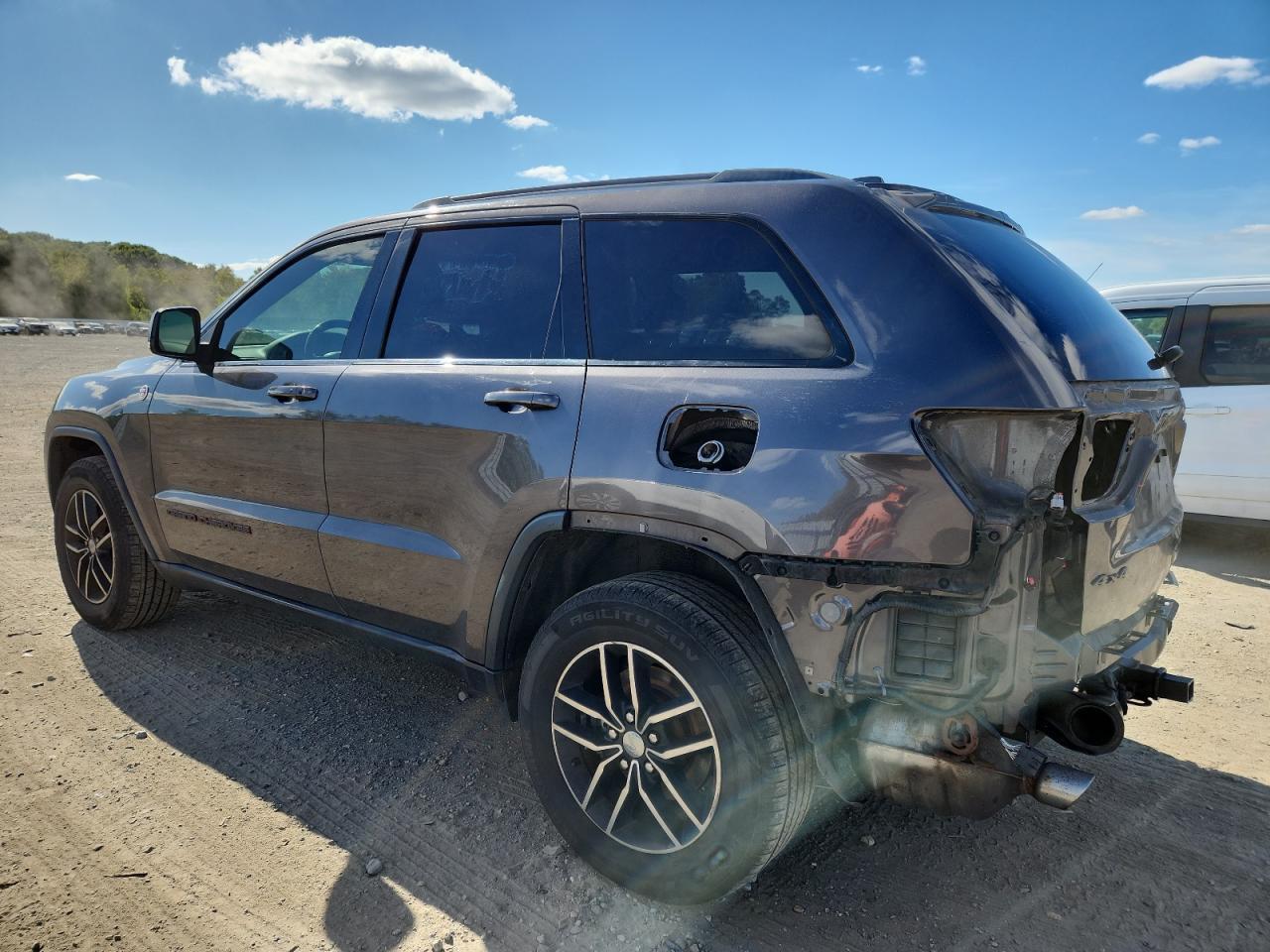 2017 Jeep Grand Cherokee Trailhawk - Фото 2
