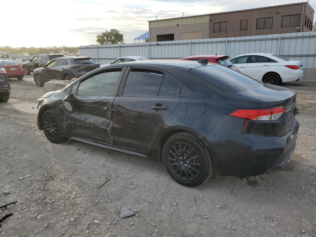 2020 Toyota Corolla Le - Фото 2