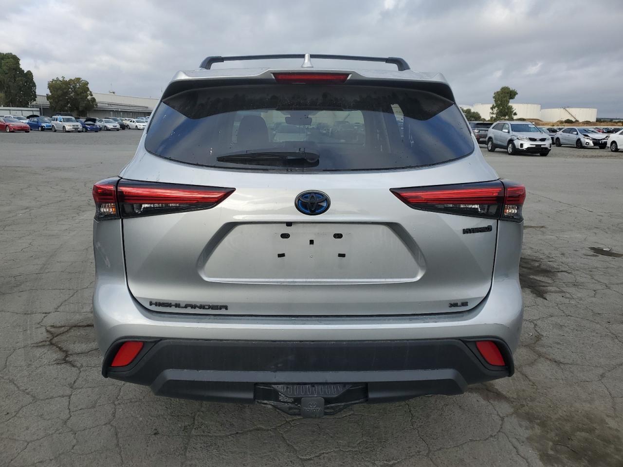 2023 Toyota Highlander Hybrid Xle - Image 6