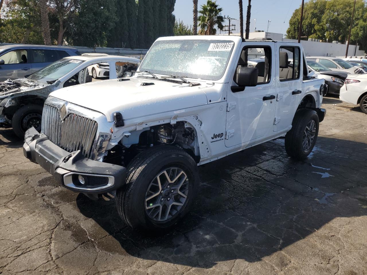 2025 Jeep Wrangler Sahara