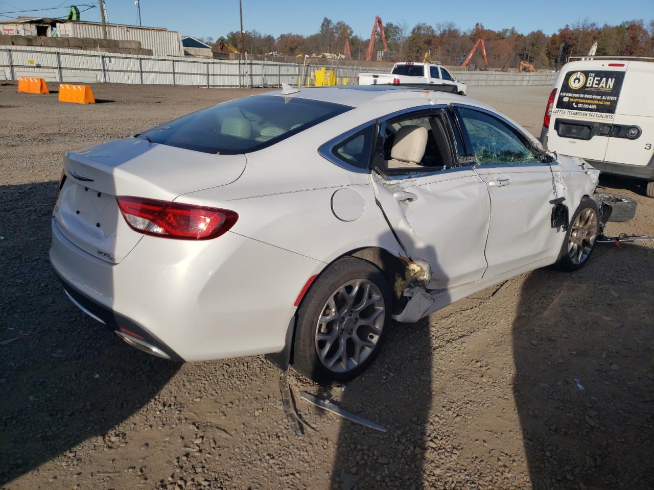 2015 Chrysler 200 C - Фото 3