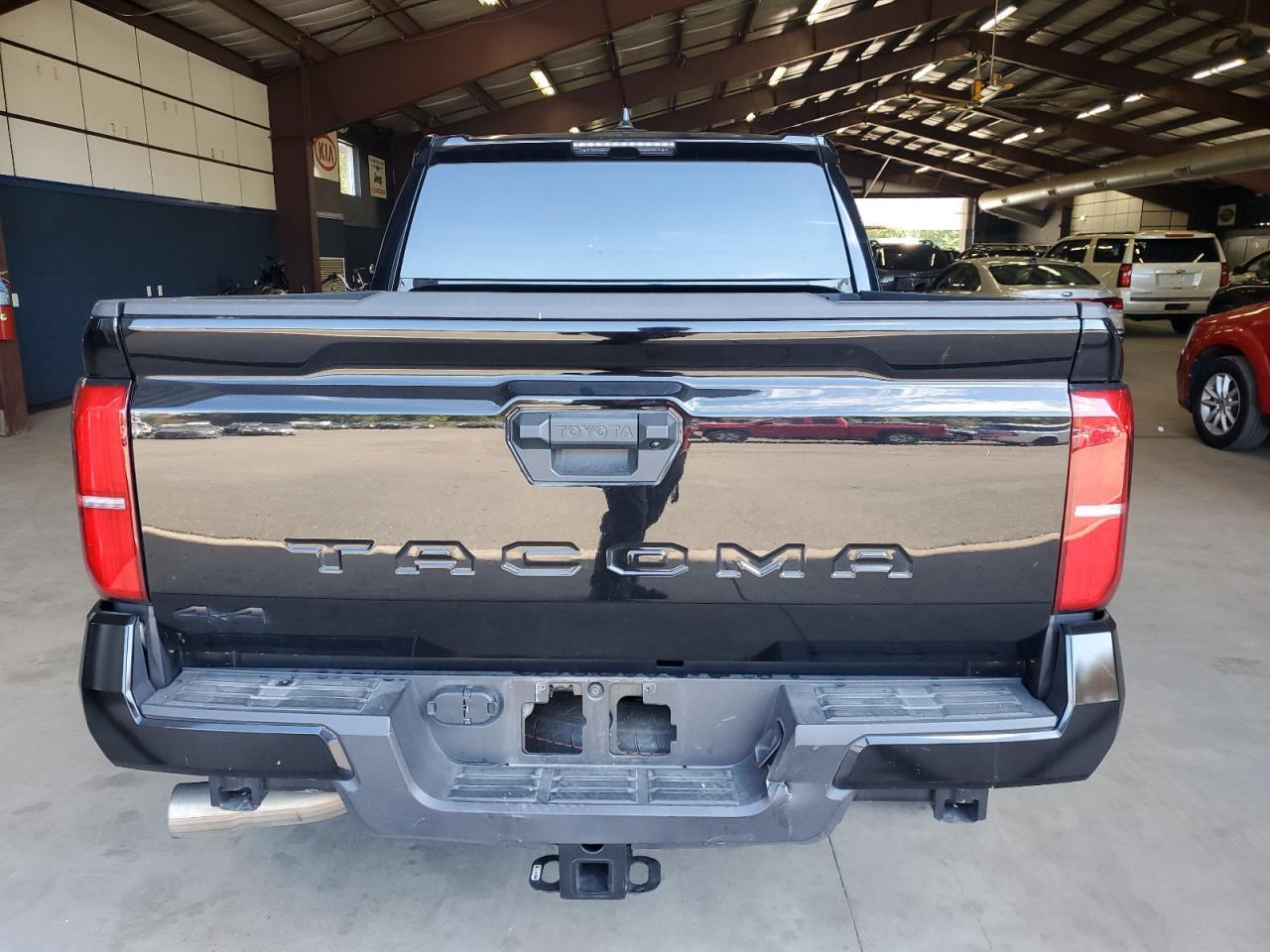 2025 Toyota Tacoma Double Cab - Image 6