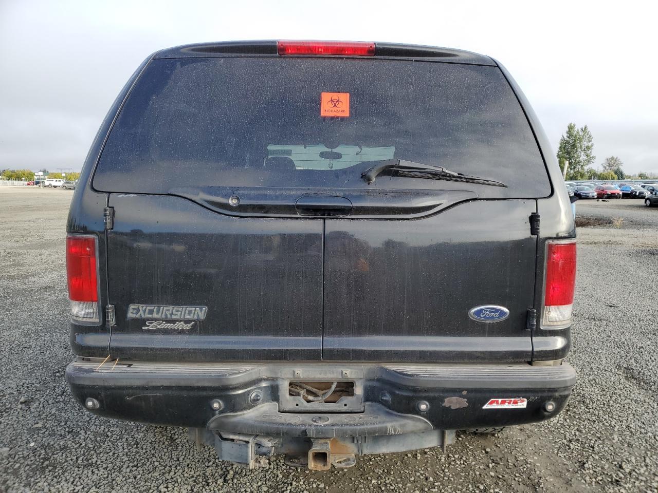 2003 Ford Excursion Limited - Image 6