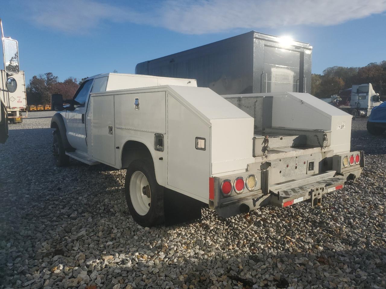 2016 Ford F550 Super Duty - Фото 2