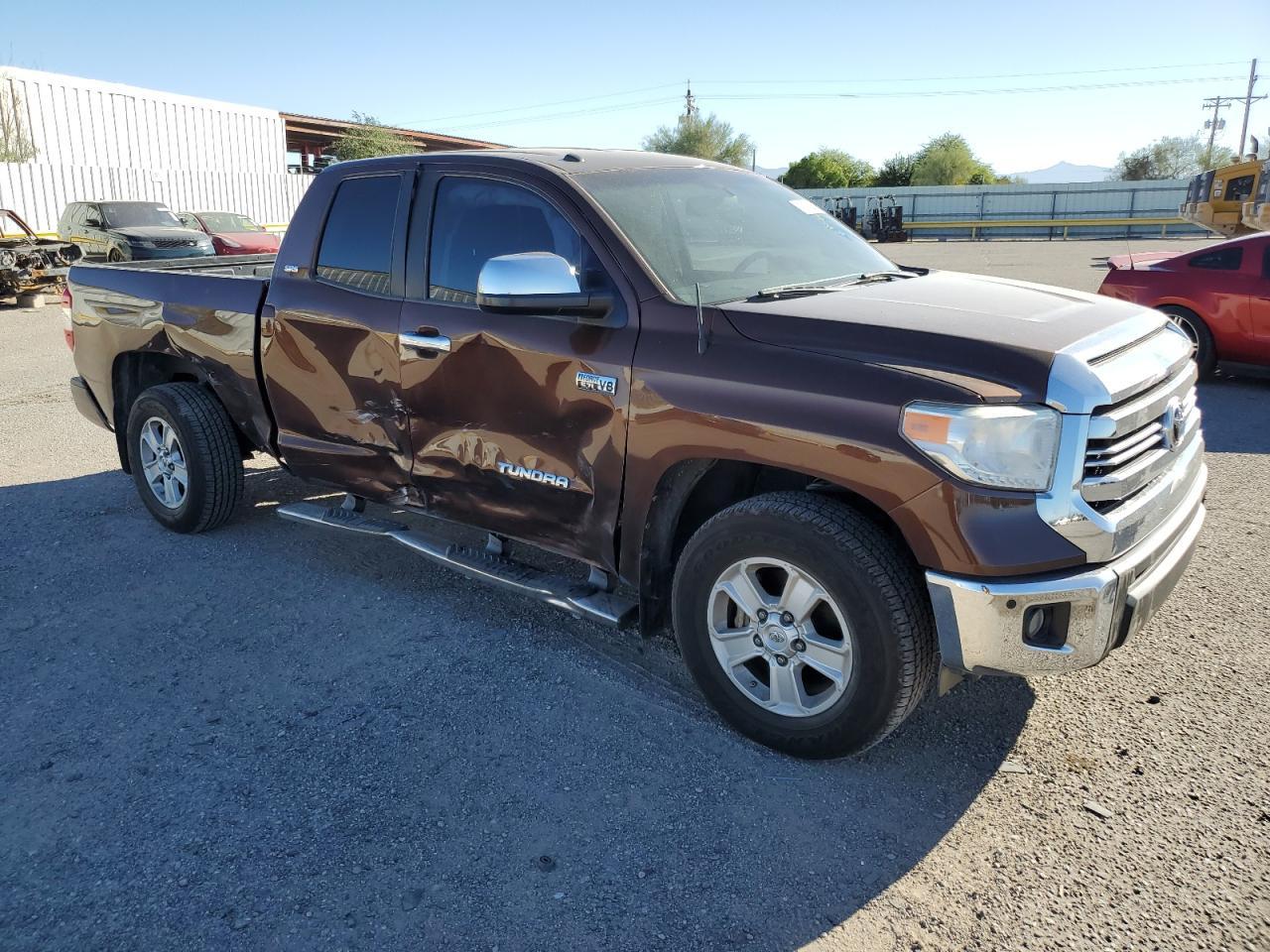 2017 Toyota Tundra Double Cab Sr - Image 4