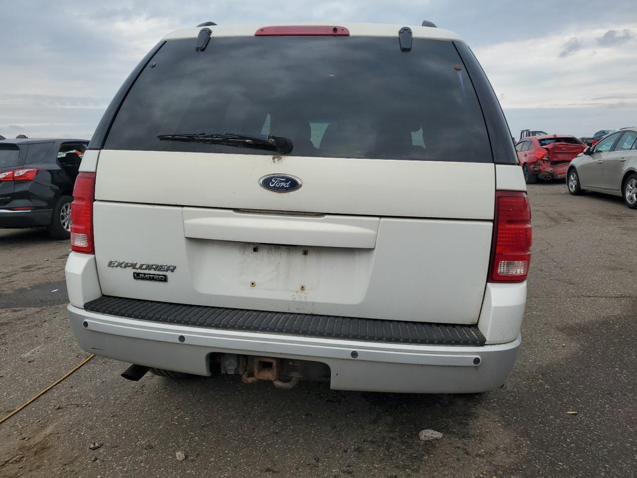 2002 Ford Explorer Limited - Фото 6