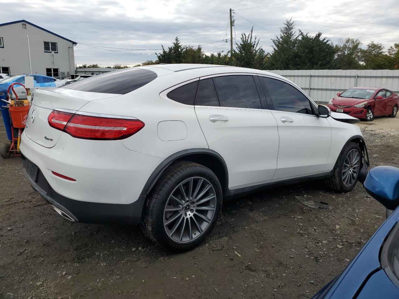 2017 Mercedes-Benz Glc Coupe 300 4Matic - Фото 3