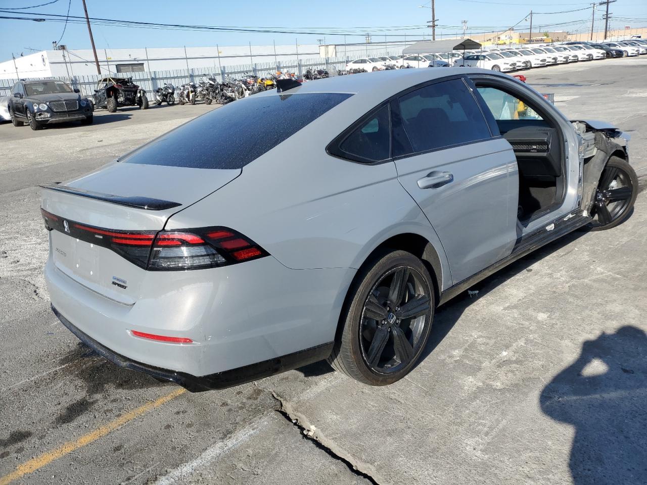 2024 Honda Accord Hybrid Sport-L - Фото 3