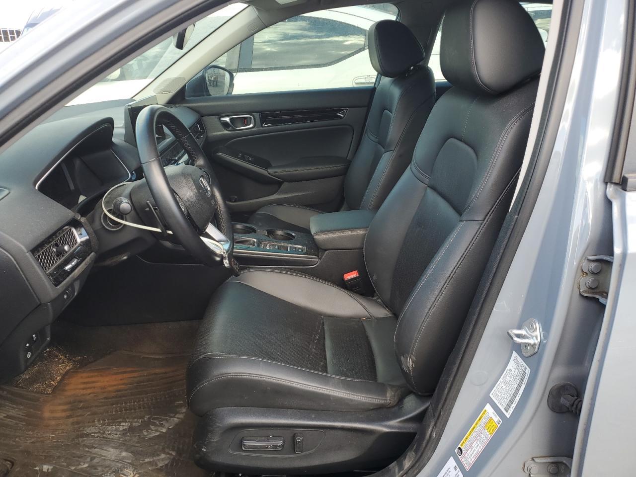 2023 Honda Civic Touring - Image 7