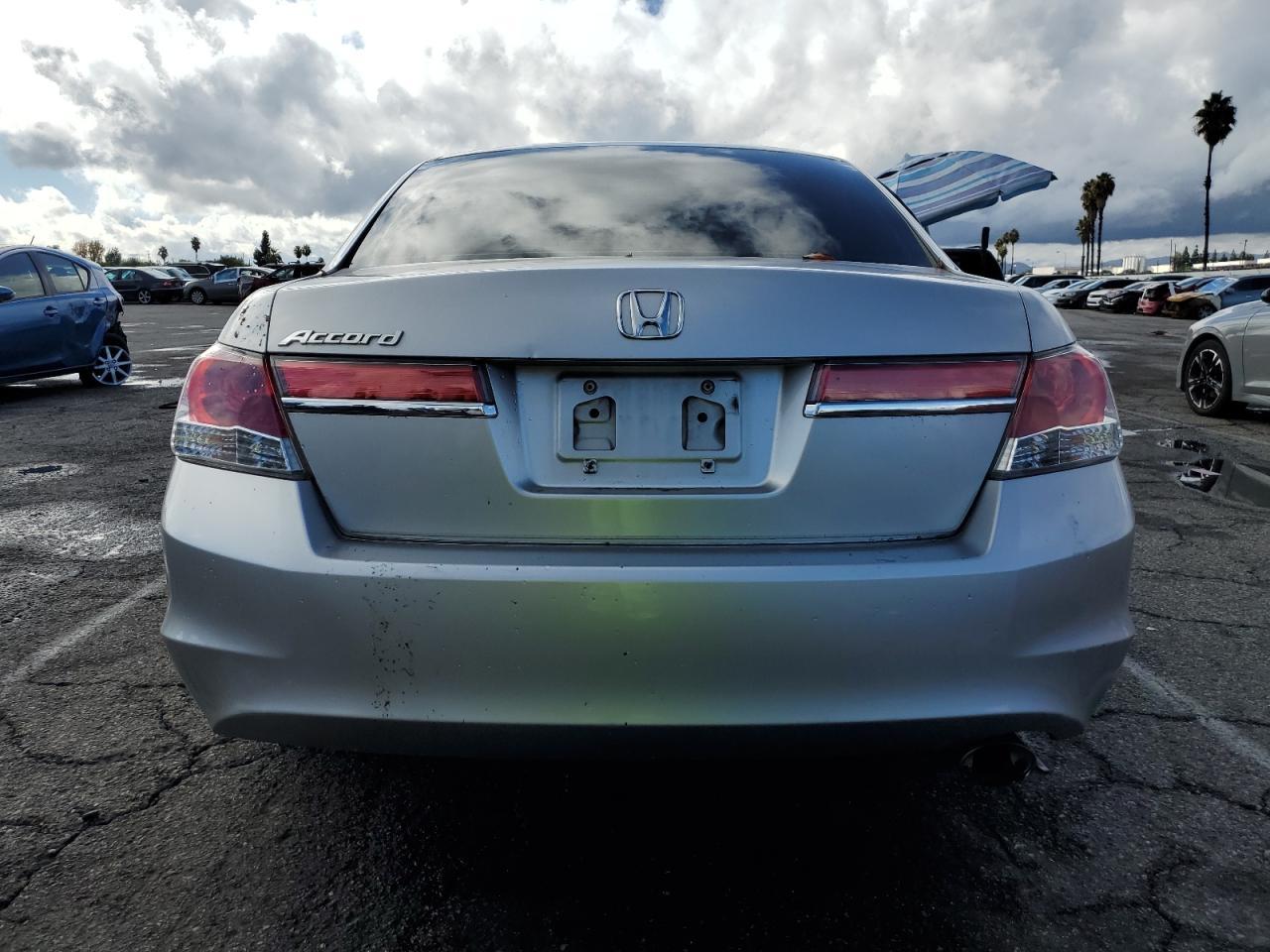 2012 Honda Accord Lx - Фото 6