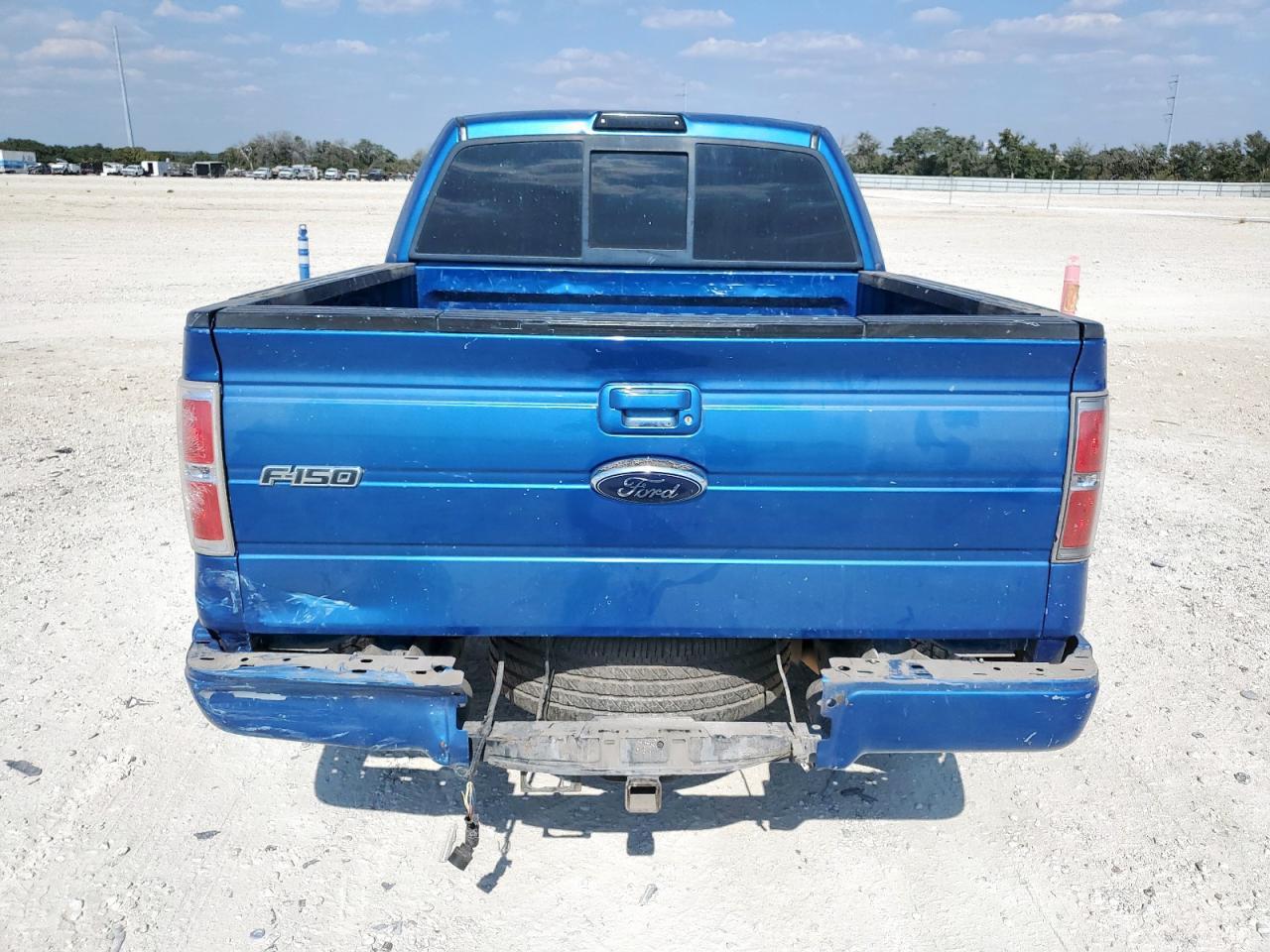 2010 Ford F150 Supercrew - Image 6