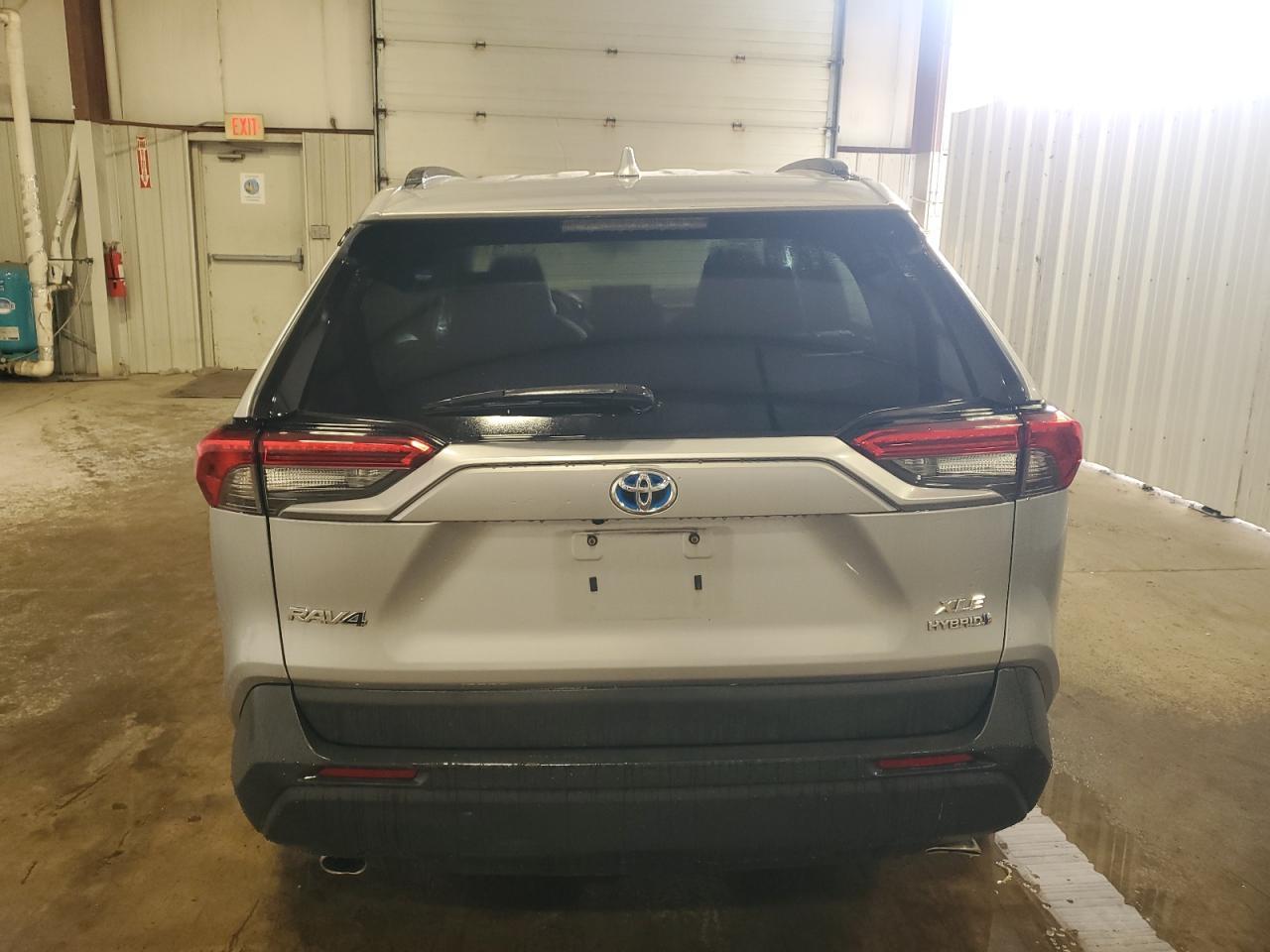 2020 Toyota Rav4 Xle - Image 6