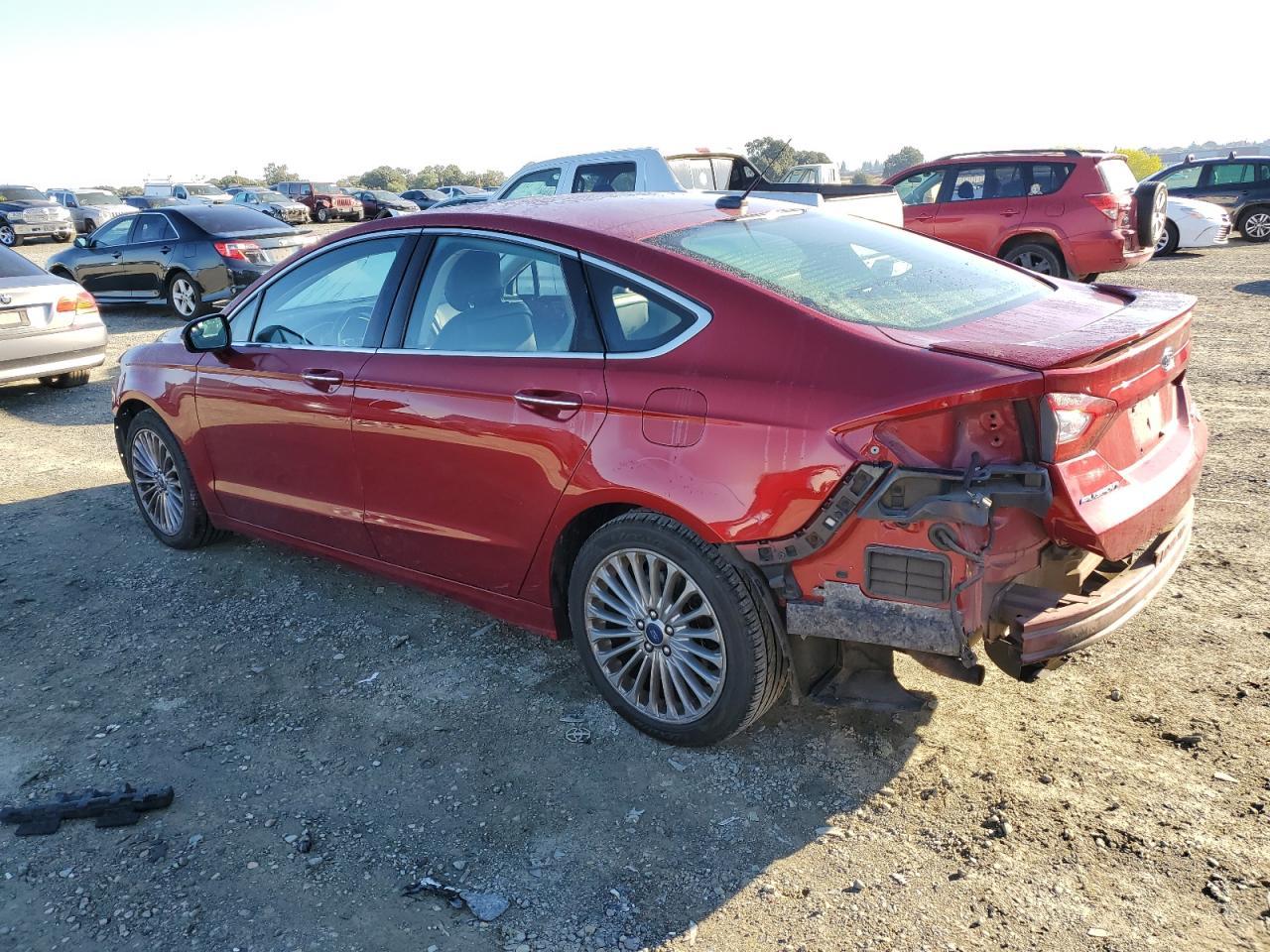 2015 Ford Fusion Titanium - Фото 2